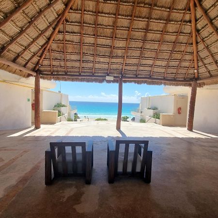Ocean front Villa, best locacion in hotel zone Cancún Exterior foto